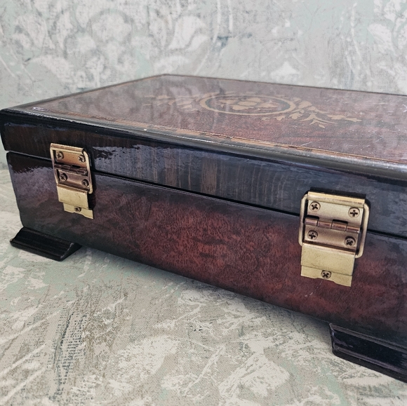Deep Rich Marquetry Glossy Finish Wooden Wood Jewelry Box Gold Tone Hardware - Picture 5 of 15